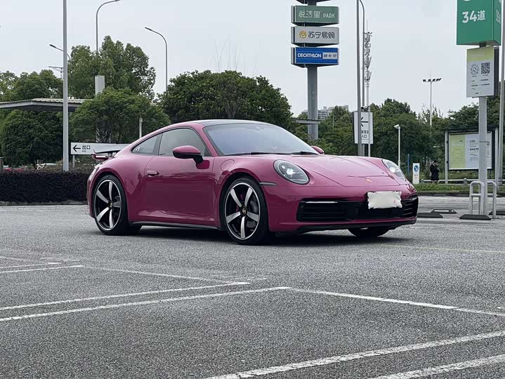 Фото 4 - Porsche 911