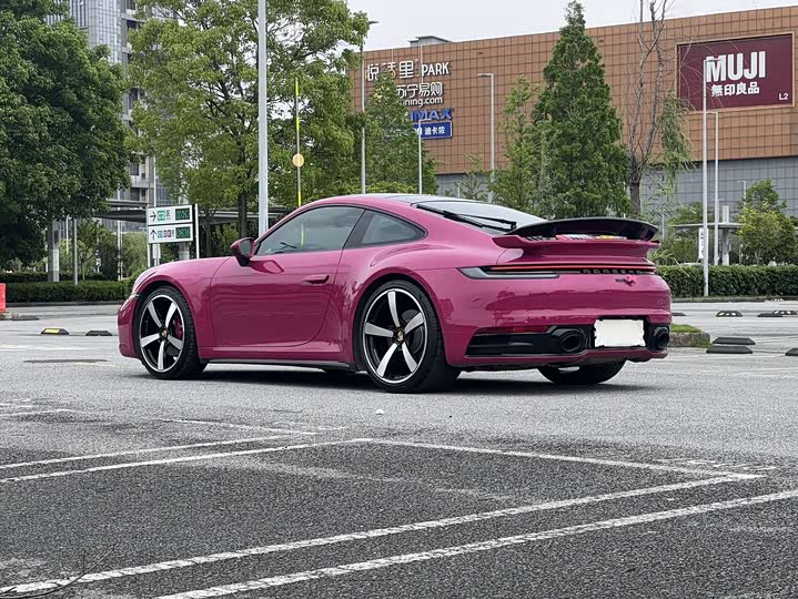 Фото 8 - Porsche 911