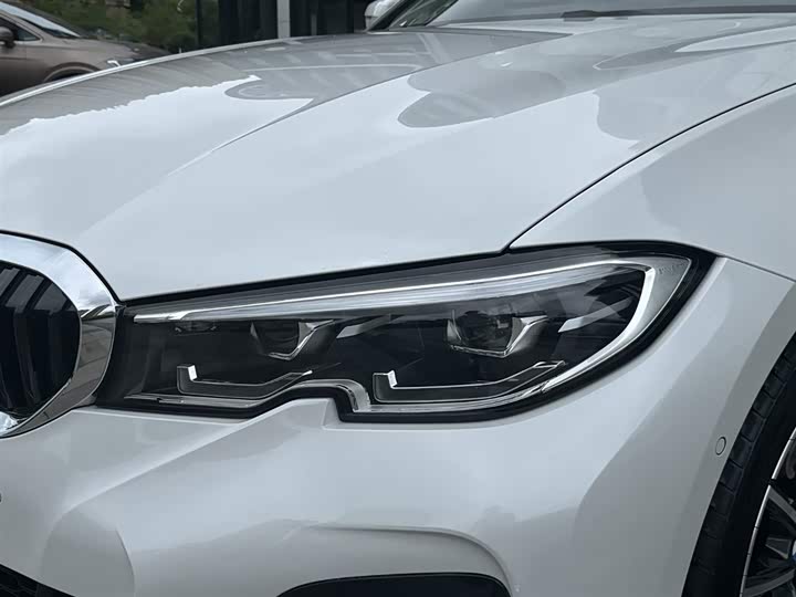 Фото 9 - BMW 3 Series
