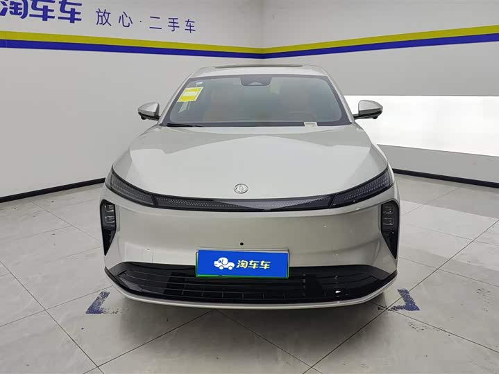 Dongfeng Aeolus L8 2025 2025款 185KM梦想版