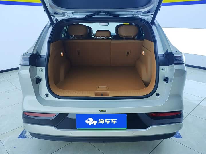 Dongfeng Aeolus L8 2025 2025款 185KM梦想版