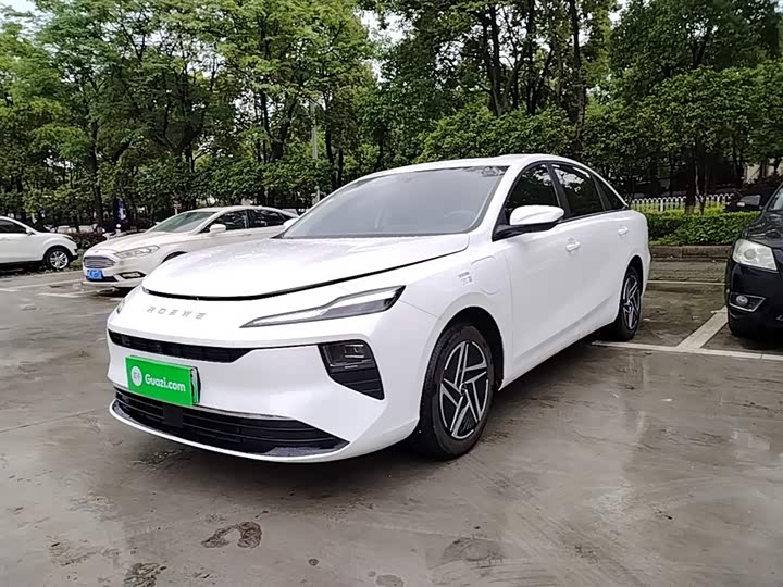 Roewe D6 2025 2025款 450km 优享版