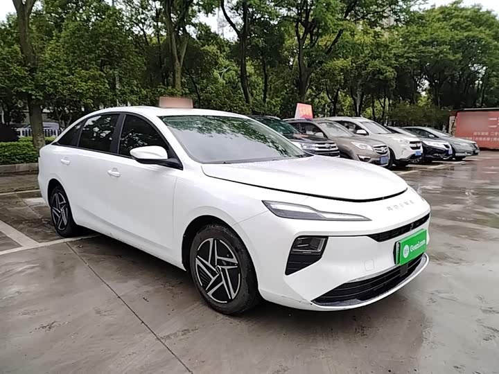 Roewe D6 2025 2025款 450km 优享版