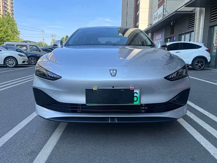2025 Roewe D7
