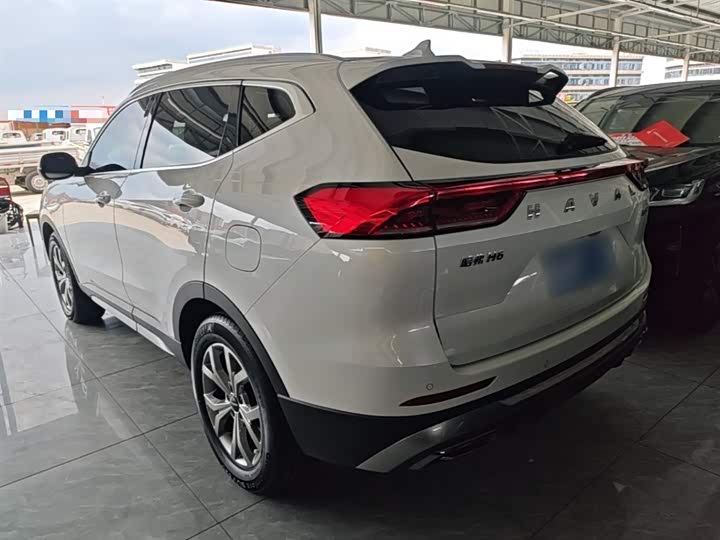 Photo 5 - Haval H6