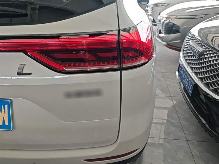 Photo 8 - Haval H6