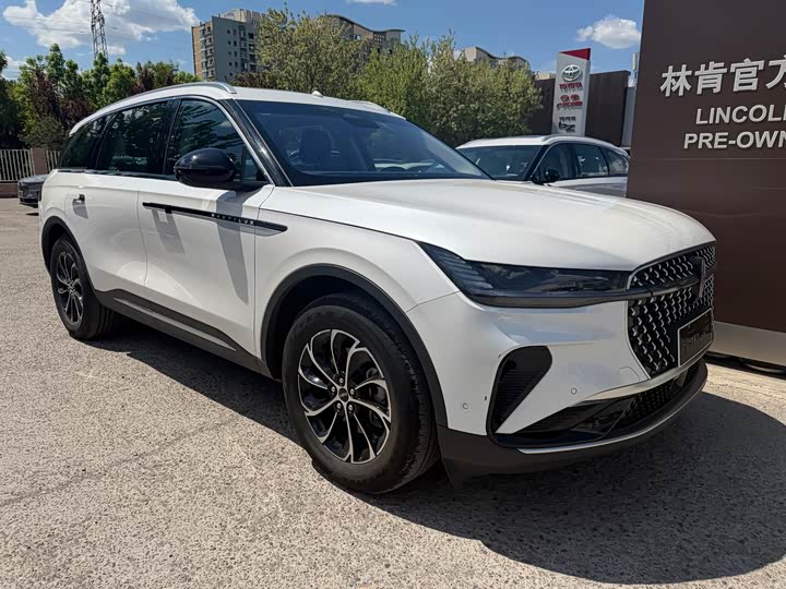 Lincoln Nautilus 2023 2023款 2.0T 四驱尊享版