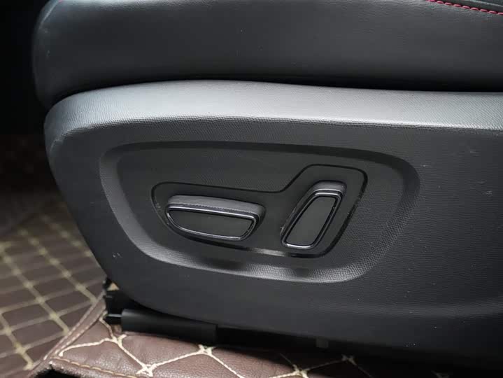 GAC Trumpchi Emkoo 2022 2022款 1.5T 超新星Pro版