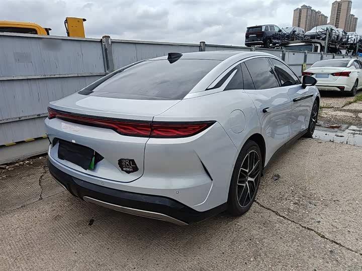 Zdjęcie 7 - BYD Han L