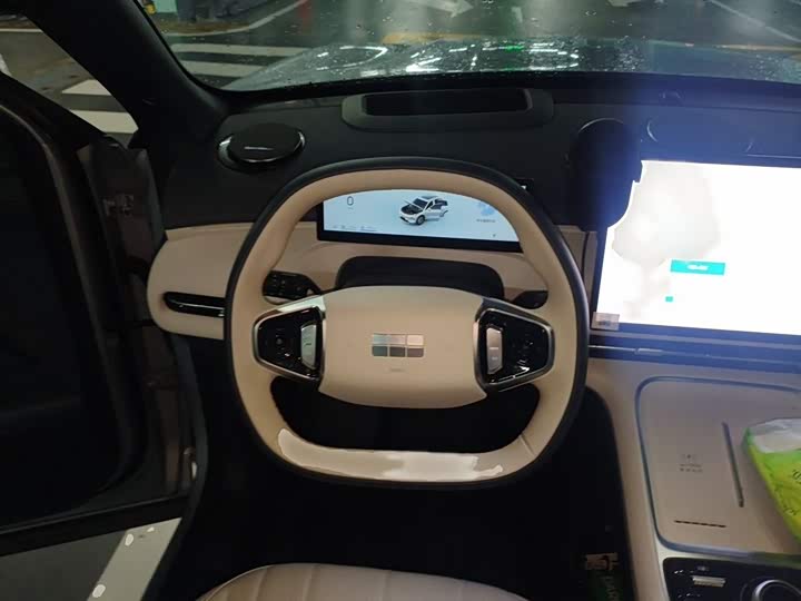Фото 3 - Geely Galaxy Starship 7