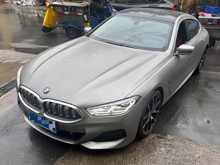 BMW 8 Series 2022 2022款 840i 四门轿跑车 M运动套装