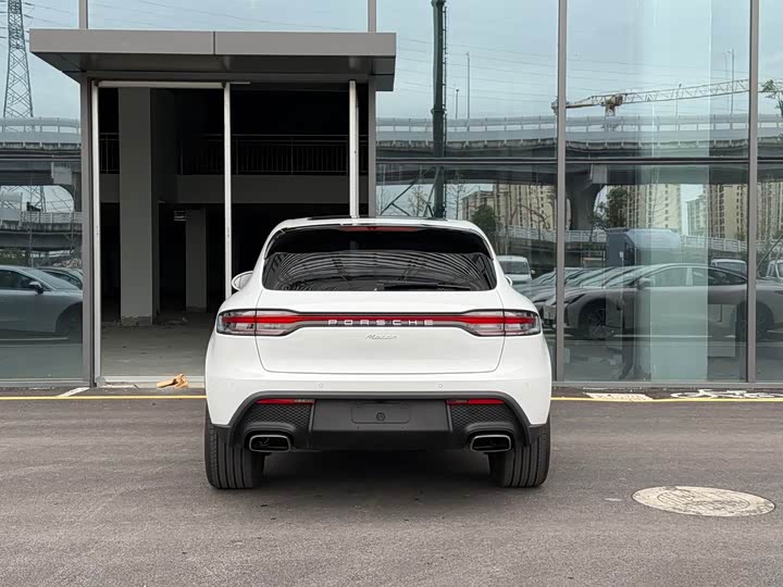 Porsche Macan 2025 2025款 Macan 2.0T 逐梦版