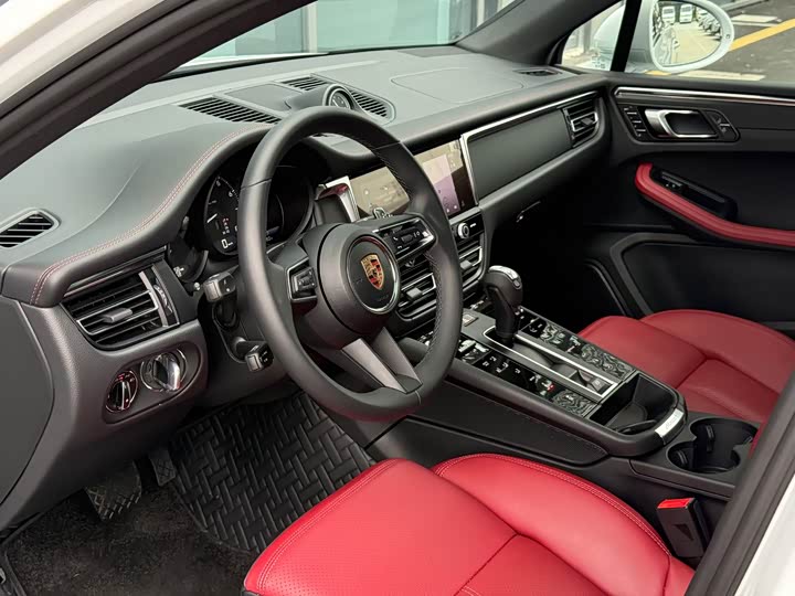 Porsche Macan 2025 2025款 Macan 2.0T 逐梦版