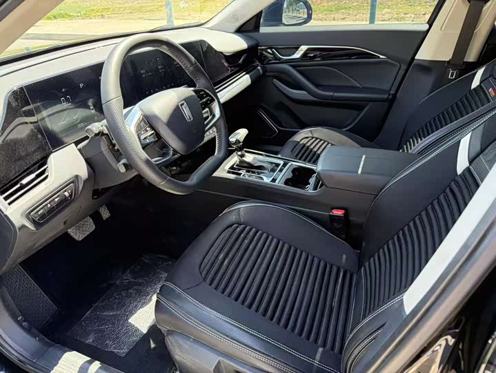Photo 6 - Bestune B70