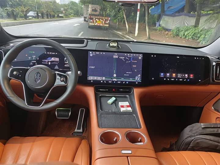 Aito M8 2025 2025款 增程 Max+版 53.4kWh 6座版 (192线激光雷达）