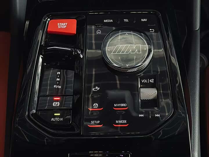 Фото 9 - BMW M5 Hybrid