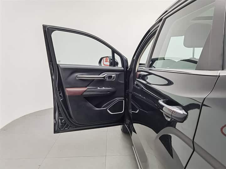 Geely Okavango 2022 2022款 1.8TD DCT旗舰型 7座