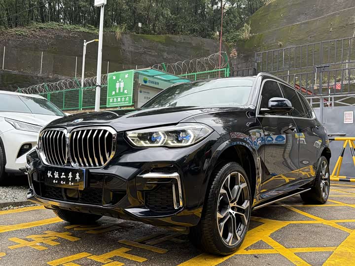 Фото 1 - BMW X5
