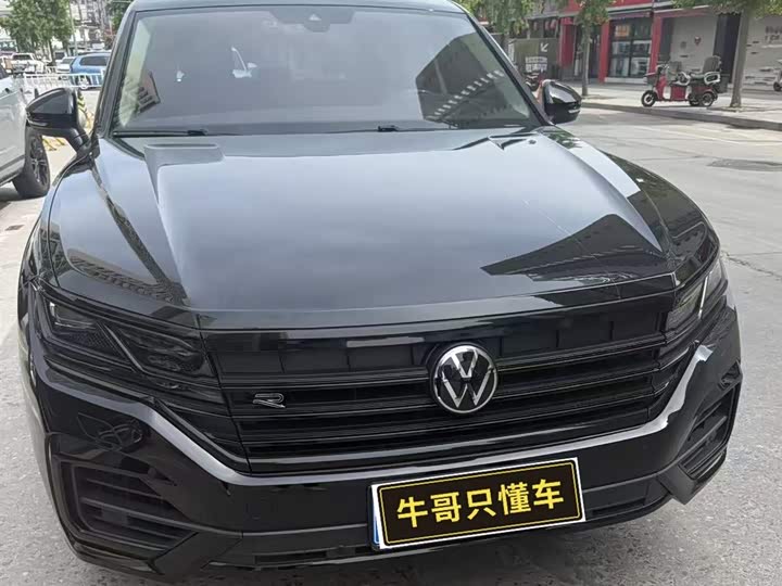 Volkswagen Touareg 2022 2022款 3.0TSI 锐享版 曜黑运动套装