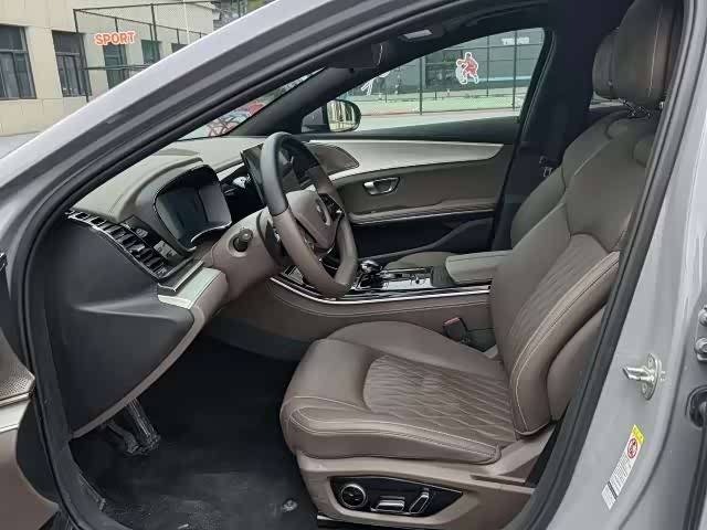 Фото 4 - BYD Han