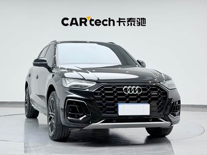 Фото 3 - Audi Q5L