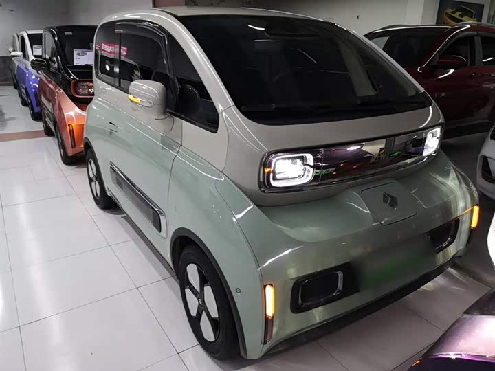 Фото 3 - Baojun KiWi EV