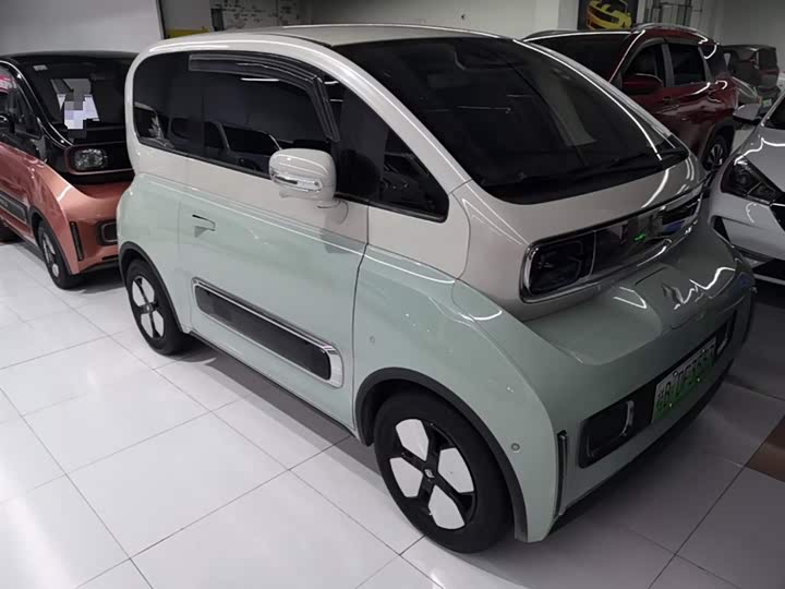 Фото 4 - Baojun KiWi EV