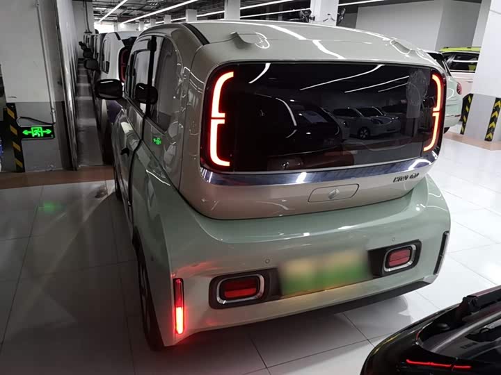 Фото 6 - Baojun KiWi EV
