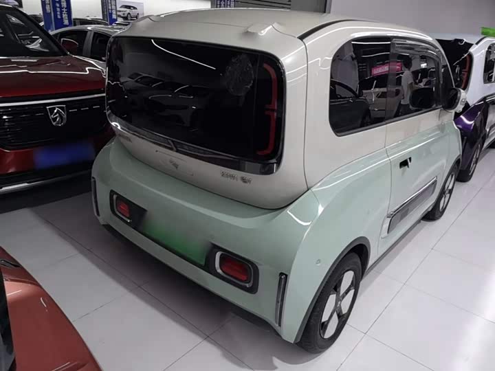 Фото 7 - Baojun KiWi EV