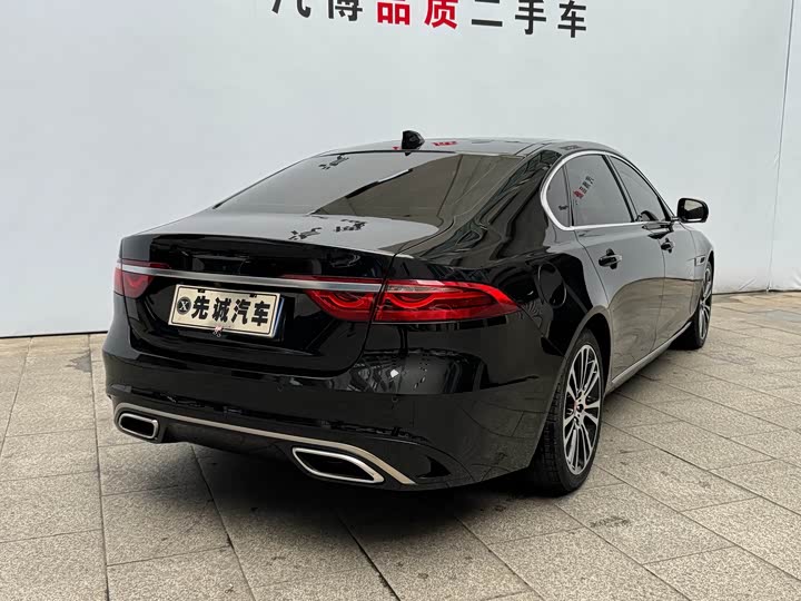 Jaguar XF L 2024 2024款 2.0T P250 两驱尊享豪华版
