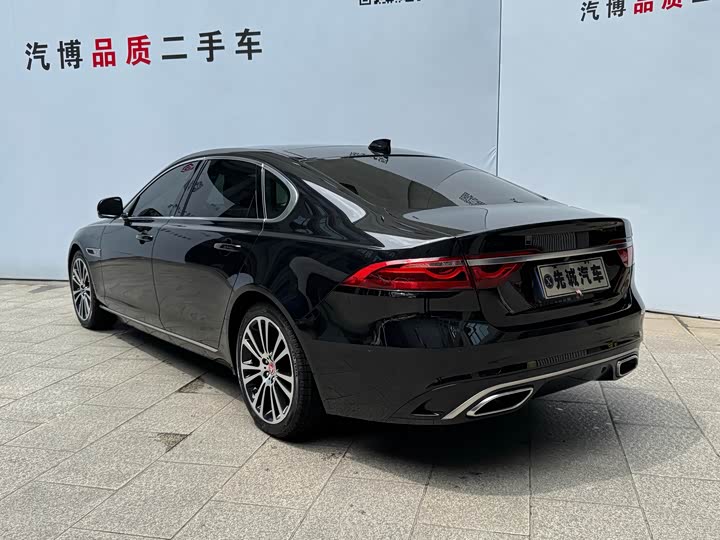 Jaguar XF L 2024 2024款 2.0T P250 两驱尊享豪华版