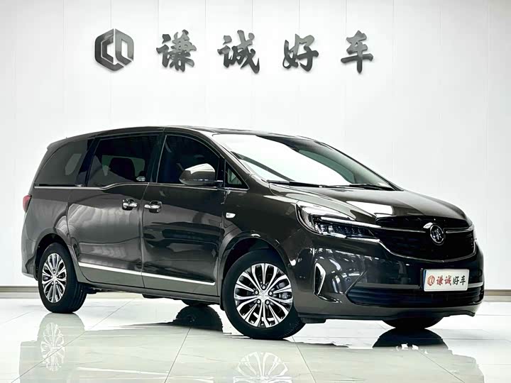 Photo 3 - Buick GL8 ES