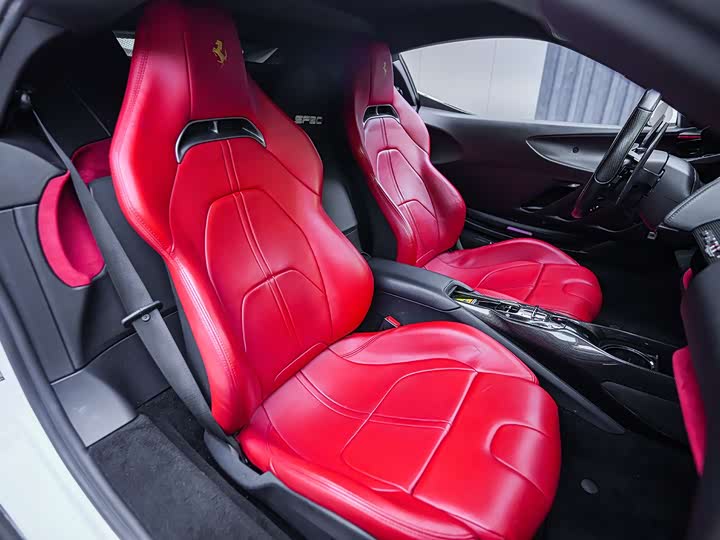 Фото 9 - Ferrari SF90