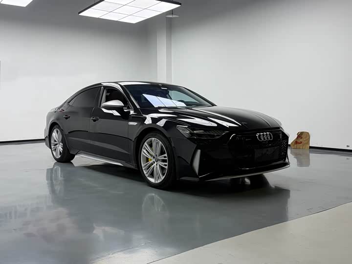 Фото 3 - Audi A7L
