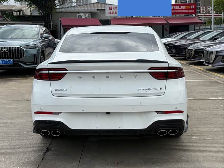 Geely Preface 2026 2026款 东方曜 1.5TD 昆仑版