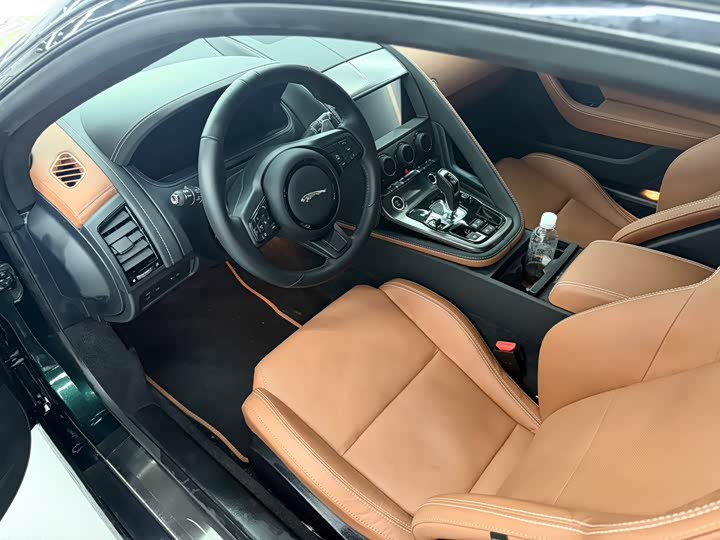 Фото 4 - Jaguar F-Type