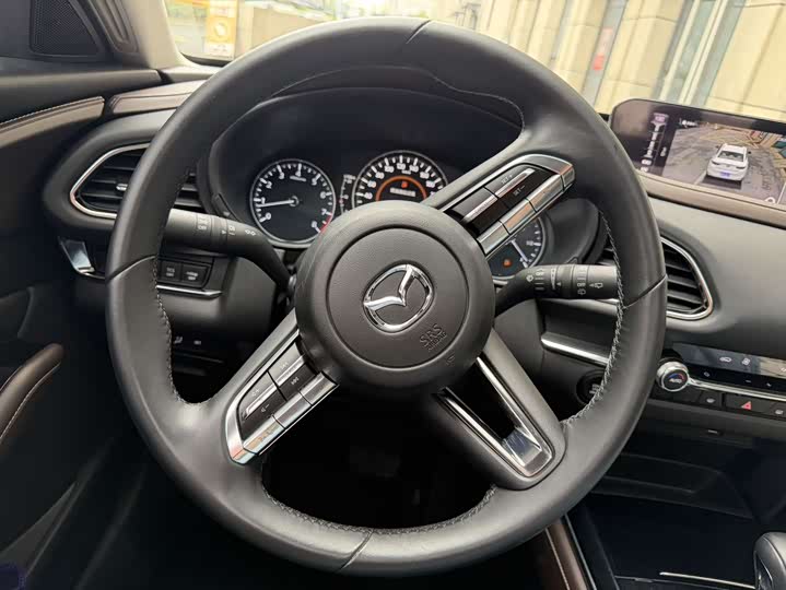 Photo 5 - Mazda CX-30