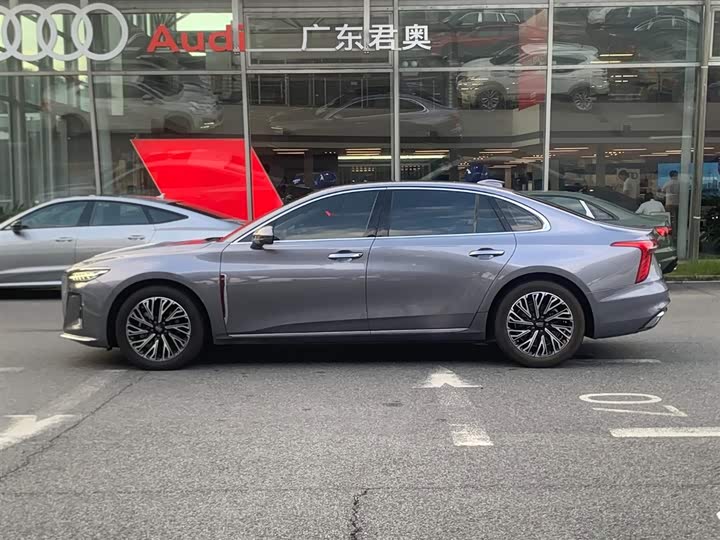 Photo 3 - Hongqi H5