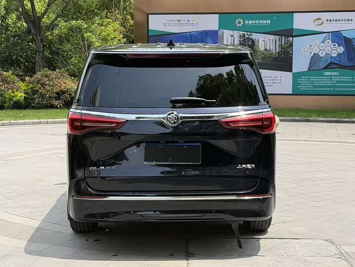 Zdjęcie 5 - Buick GL8 ES