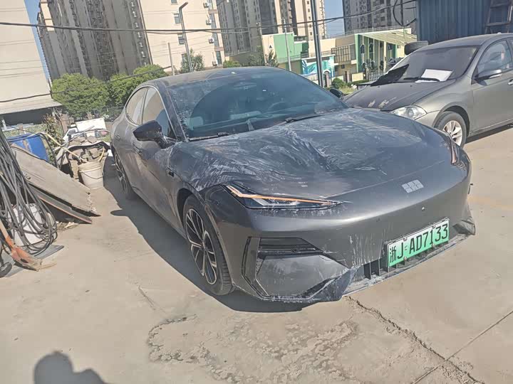 Geely Galaxy E8 2025 2025款 575km 探索智驾版