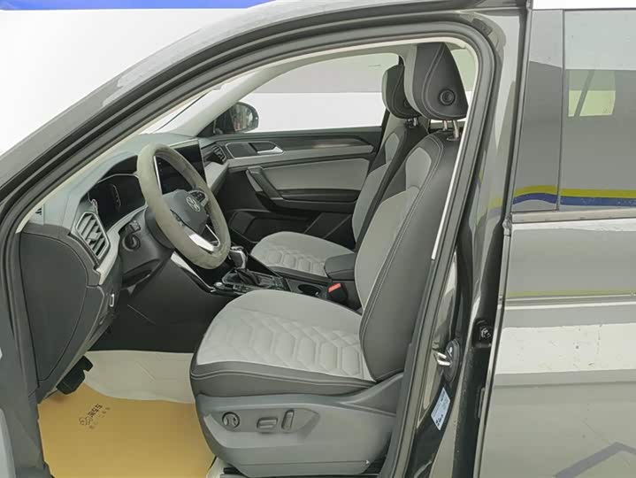Volkswagen Tayron 2024 2024款 300TSI 两驱豪华Plus进阶版