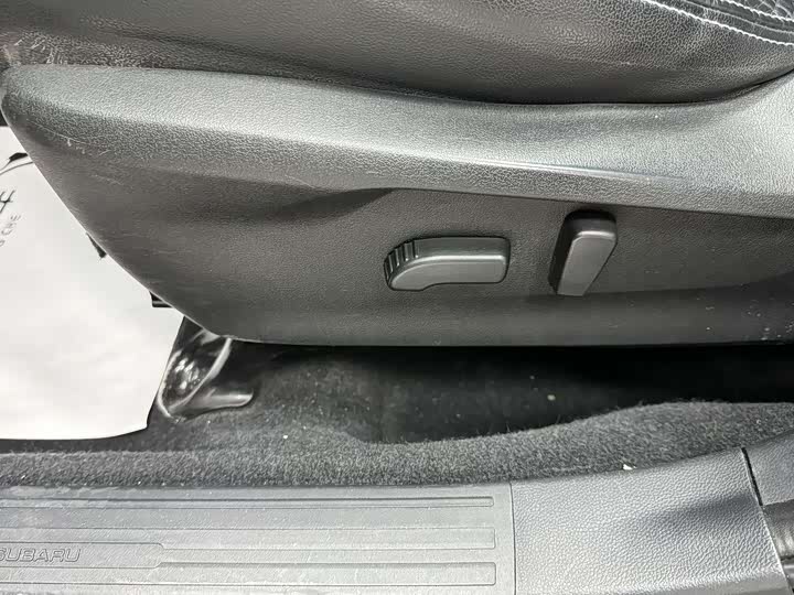 Subaru Forester 2021 2021款 2.0i 豪华版EyeSight