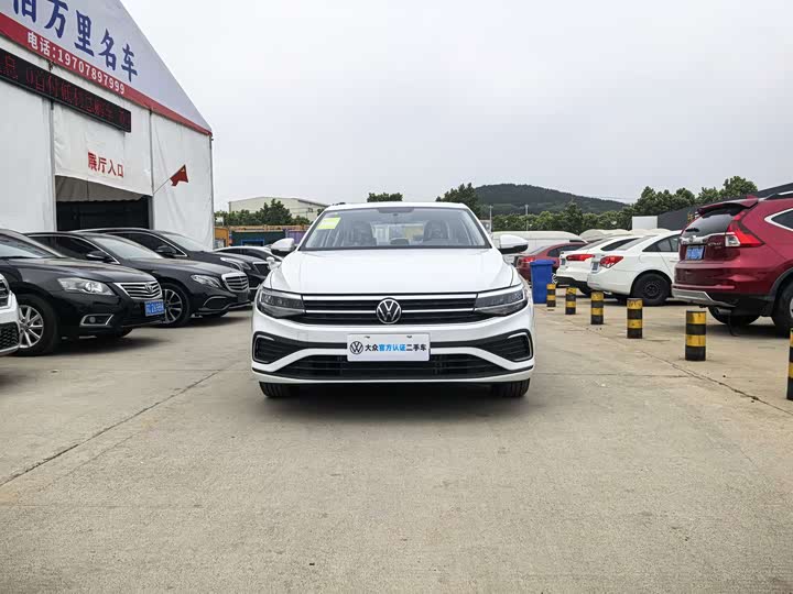Volkswagen Bora 2025 2025款 200TSI DSG悦行导航版