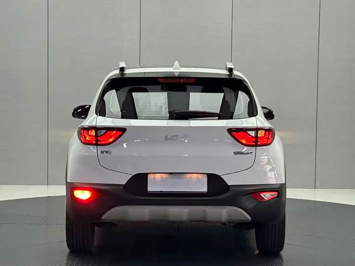 Kia KX1 2021 2021款 1.4L CVT天窗款