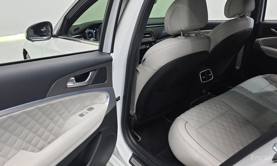 Genesis G70 2020 Gasoline 3.3T 4WD