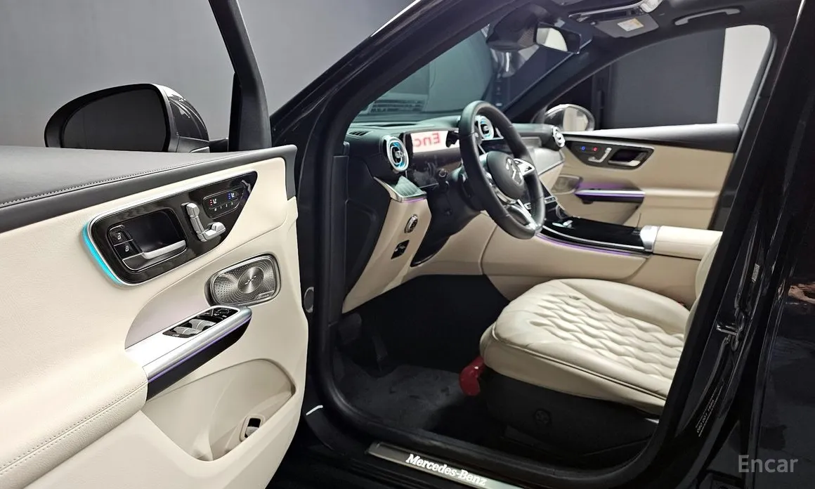 Mercedes-Benz GLC-Class 2023 GLC 300 4MATIC Avantgarde
