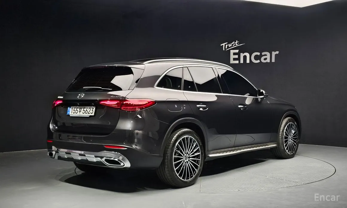 2023 Mercedes-Benz GLC-Class
