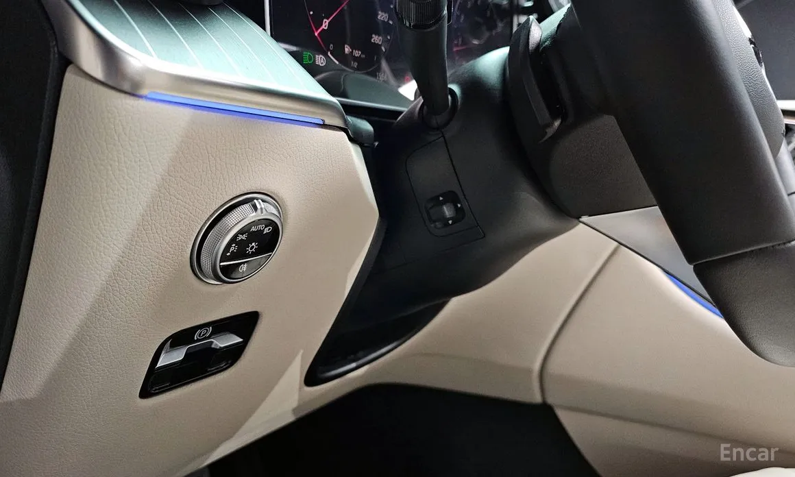 Mercedes-Benz GLC-Class 2023 GLC 300 4MATIC Avantgarde
