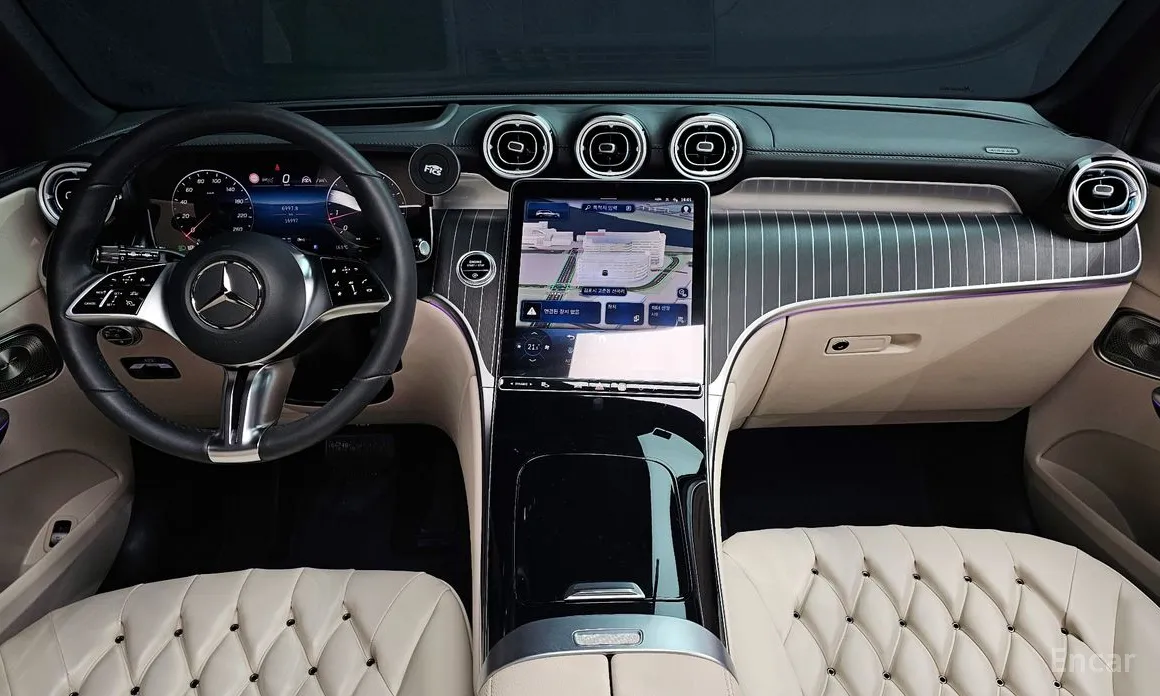Mercedes-Benz GLC-Class 2023 GLC 300 4MATIC Avantgarde