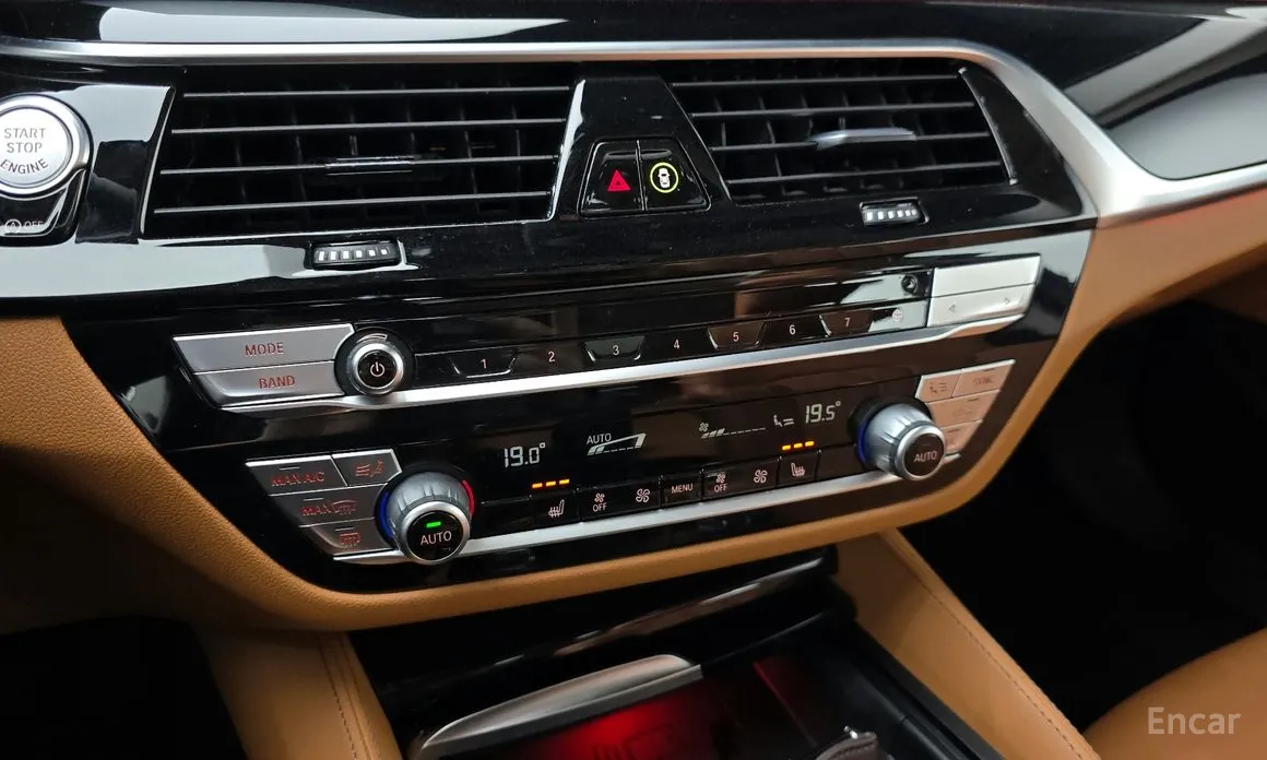 BMW 5 Series 2017 520i Luxury